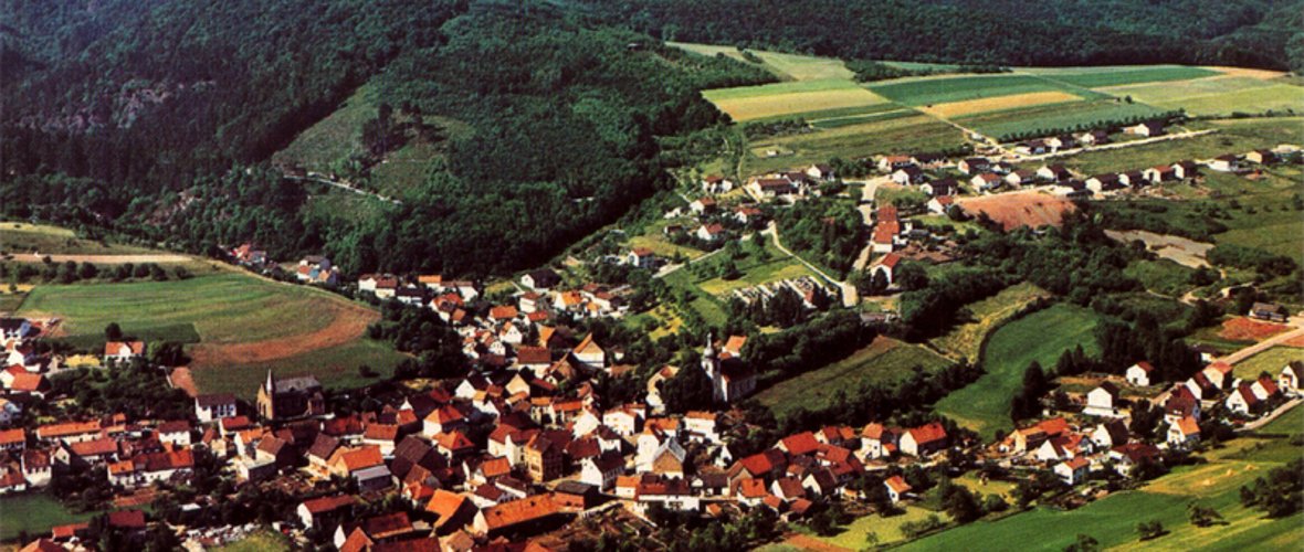 Alte Postkarte mit Ansicht von Imsbach